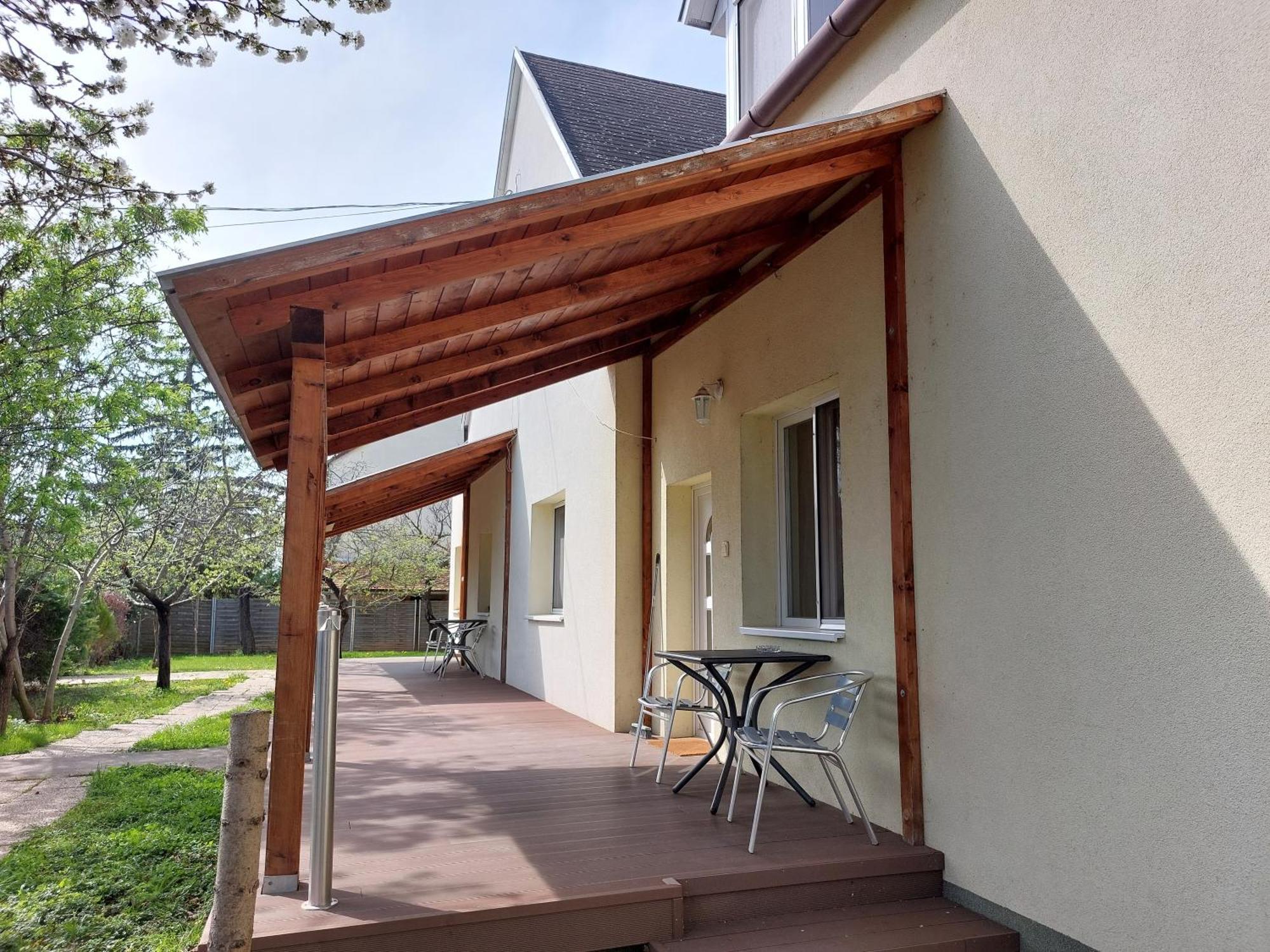 Bridgehaus Apartment Balatonfured Exterior photo