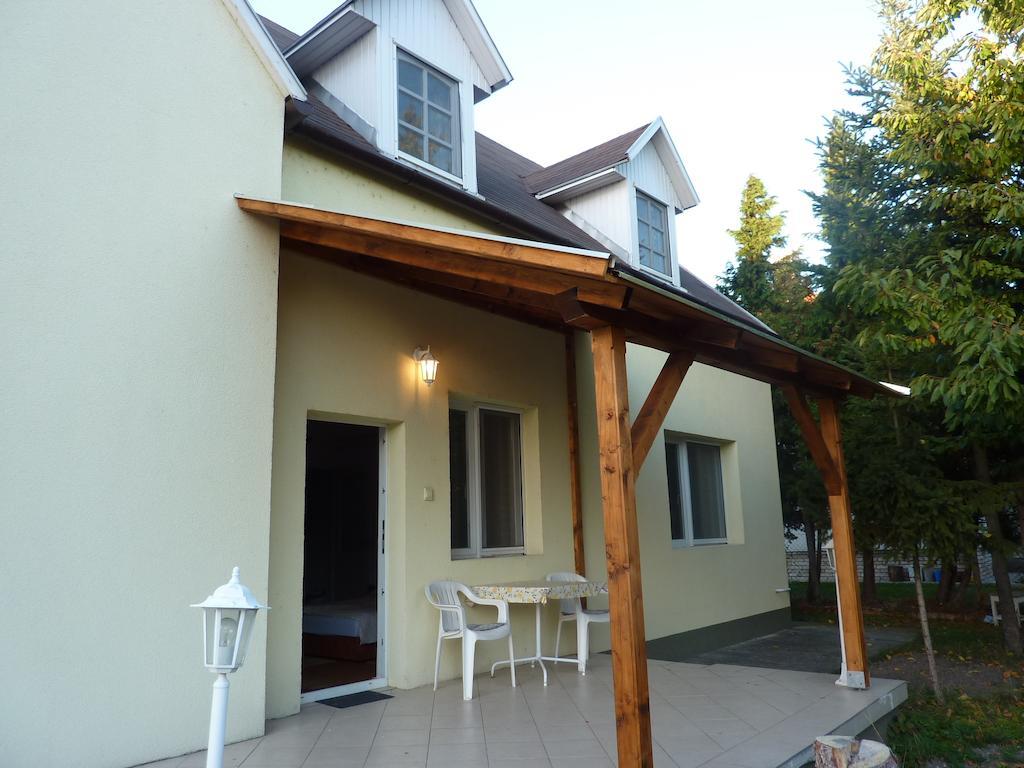 Bridgehaus Apartment Balatonfured Exterior photo